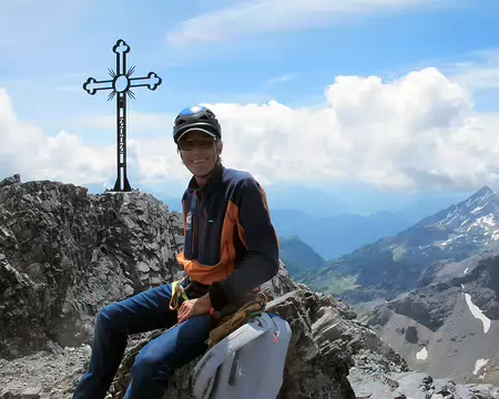 037.jpg Pierre au sommet du Grand Murevan, 3.051 mètres.