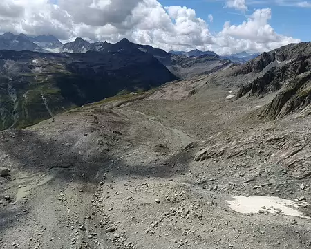015.jpg Du sommet d’Hannibal les Alpes Pennines au loin