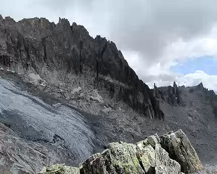 016.jpg L’arête sud, D+, du Gross Bielenhorn, 3206 mètres gravie le 18/09/2018
