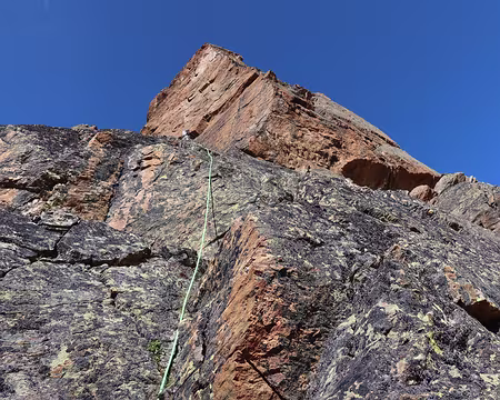 019 A deux longueurs du sommet