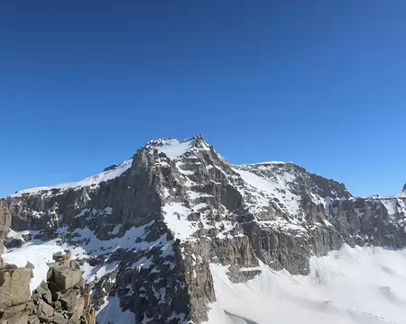 012 Le Grand Paradis, l’un des 4000 les plus accessibles des Alpes occidentales