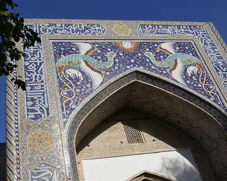 Madrasa Nadir Divanbegi.