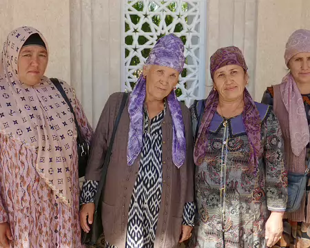 À la mosquée Khazrat Khizr, Samarcande.