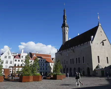 La place de l'hôtel de ville.