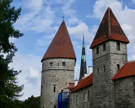 Les tours Kuldjala dans le mur d'enceinte de Tallinn.