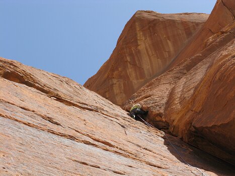 2009-03 Wadi Rum Jean François M, détail sortie