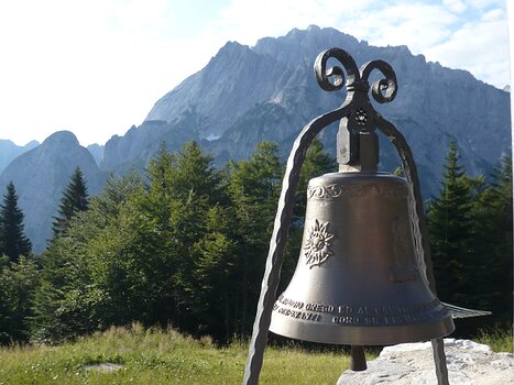 2010-07 Alpes Juliennes Bernadette P, détail sortie