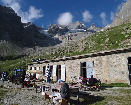 0005 Refuge de Temple Ecrins, CAF (2410m)