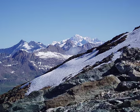 29 Au fond le Mont Blanc, comme d'hab.