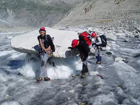 06-07 Alpes Bernoises