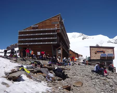 Mont Rose 103 Refuge Quintino Sella.