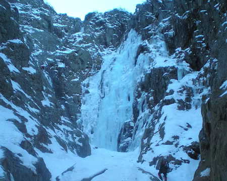 P1100696 goulotte de muretouse (à gauche) +cagade (à droite)