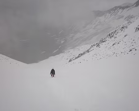 2010-06-20_a19_remi_descentant_vers_la_vallee