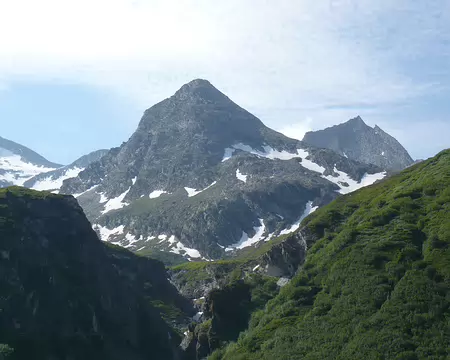 PXL010 Au fond, la Pointe de l'Observatoire interpelle nos camarades plus chevronnés.