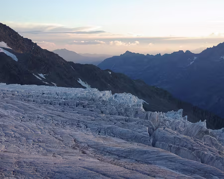 Les séracs du glacier du Tour au crépuscule, du refuge Albert Ier Les séracs du glacier du Tour au crépuscule, du refuge Albert Ier
