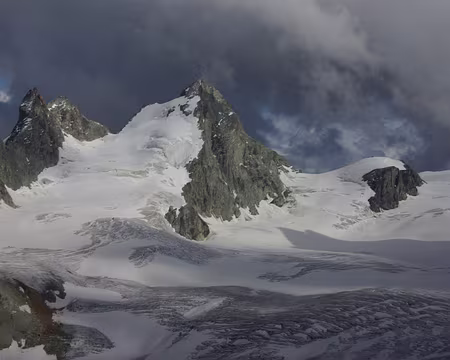 L'Évêque vu depuis la cabane des Vignettes L'Évêque vu depuis la cabane des Vignettes