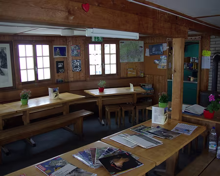 La salle à manger panoramique (enfin, quand il fait beau !) de la cabane de Bertol La salle à manger panoramique (enfin, quand il fait beau !) de la cabane de Bertol