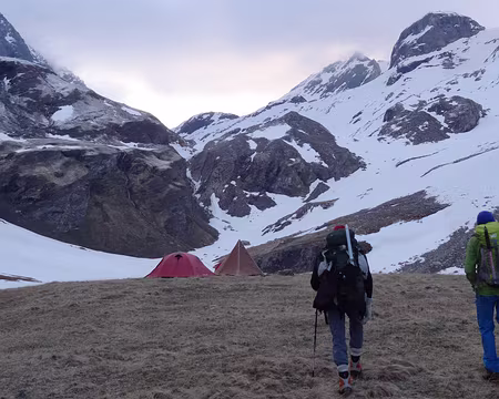 PXL028 Après une nuit bien plus calme (merci les marmottes!!) nous repartons vers la Tsanteleina cette fois ci