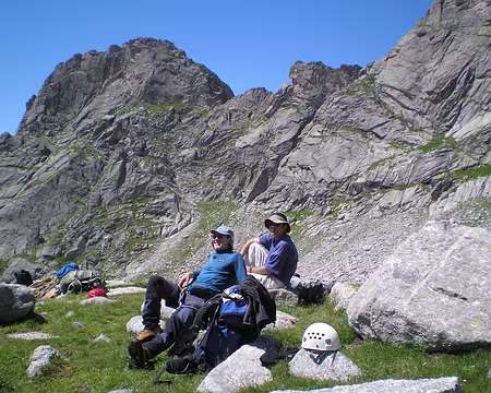 p7180036 Pause chez les Français!! si si ,cela existe.