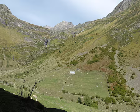 Le Pic d'Ardiden (2988m) depuis Luz-St-Sauveur Le Pic d’Ardiden fait partie des grands pics pyrénéens.