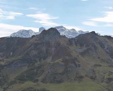 Le Pic d'Ardiden (2988m) depuis Luz-St-Sauveur Le Pic d’Ardiden fait partie des grands pics pyrénéens.