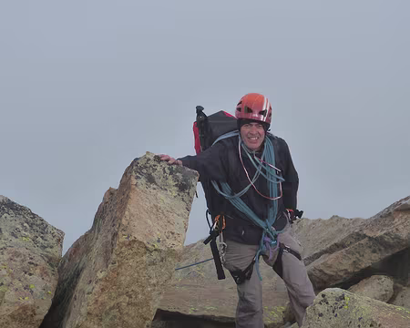 Le Pic d'Ardiden (2988m) depuis Luz-St-Sauveur Le Pic d’Ardiden fait partie des grands pics pyrénéens.