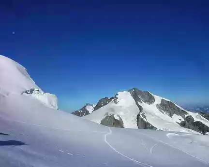 PXL023 au fond la Bernina 4048 m