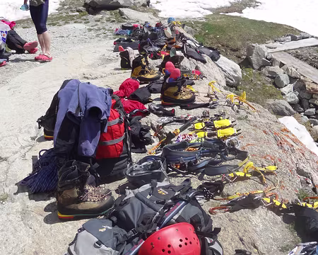 PXL053 Expo matériel alpinisme