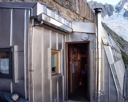 PXL041 Refuge de Leschaux