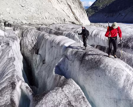 PXL062 Sur la Mer de Glace en descendant du refuge du Requin au niveau du virage de Trélaporte