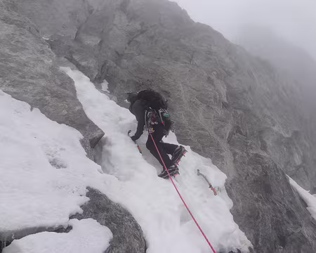 PXL032 Mais non ! Alors on s'attaque à la traversée des Aiguilles marbrées