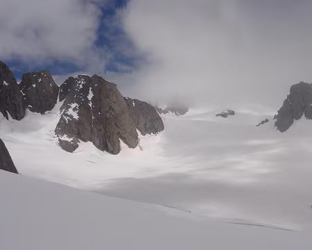 PXL042 en remontant vers l'Aiguille du Midi