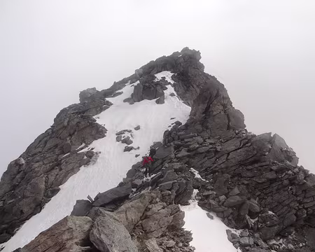 PXL021 Descente de la Pointe Labby, pour la vue ça sera un autre jour!