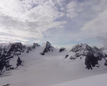 PXL032 Le lundi matin au début de la fenêtre météo suisse