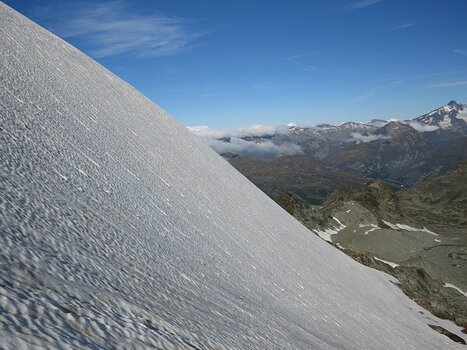 2014-08 Becca Bianca