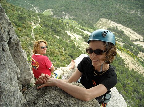 2009-05 Montmirail Genevieve Guilpain, détail sortie