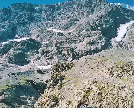 01 Le refuge du Pelvoux et les Rochers Rouges.