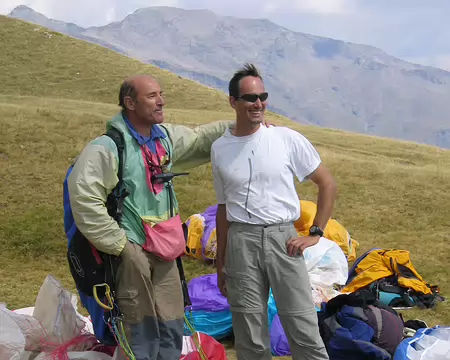 15 Philippe et Didier posés à Orcières-Merlette, satisfaits de leur vol de 47 km (3 h 30 de vol).