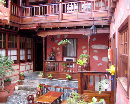 05 La cour intérieure de notre hôtel, à Adeje.
