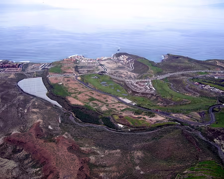 16 On approche de l'atterrissage vers la crique de La Caleta, à côté du golf.