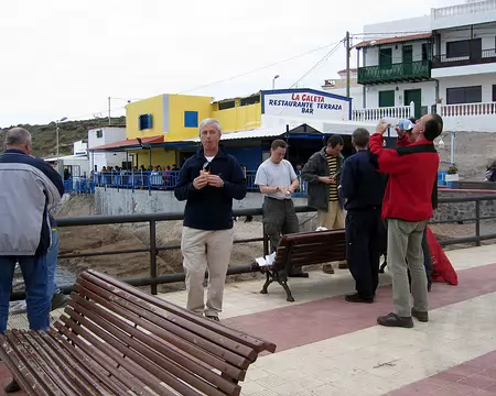 18 Casse-croûte en bord de mer, à La Caleta, après le vol.