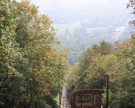 18 Le funiculaire de Lumbin nous monte au décollage de St-Hilaire-du-Touvet.