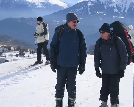 07 Gérard et Jacky, parapente dans le dos et skis aux pieds