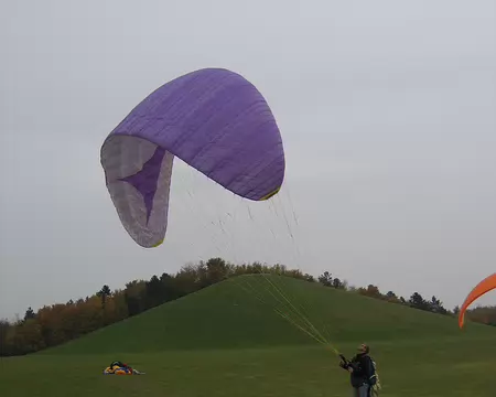 07 Denis avec la voile d'Anne.