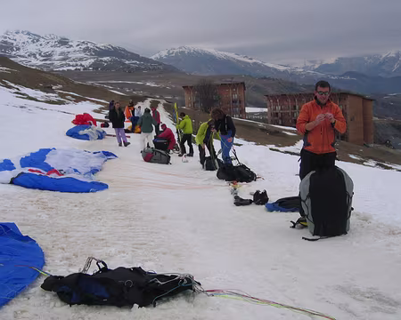 01 Il fait gris ce samedi 8 mars 2008 à La Toussuire...