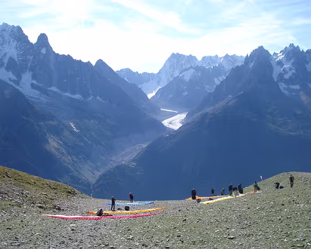 15 Nous nous préparons face à la Mer de glace et aux Grandes Jorasses
