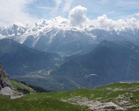 045 Tous des souvenirs plein la tête. L'année prochaine, on decollera du mont Blanc !