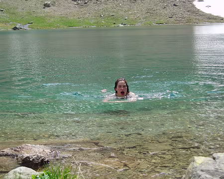 06 Une téméraire dans le lac Merlet.