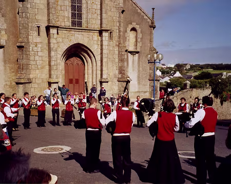 22 Concert de bagad sur la place du bourg
