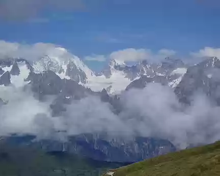 09 La chaîne du Mont-Blanc.
